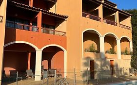 Appartement Vue Sur Mer, Piscine, Garage Prive