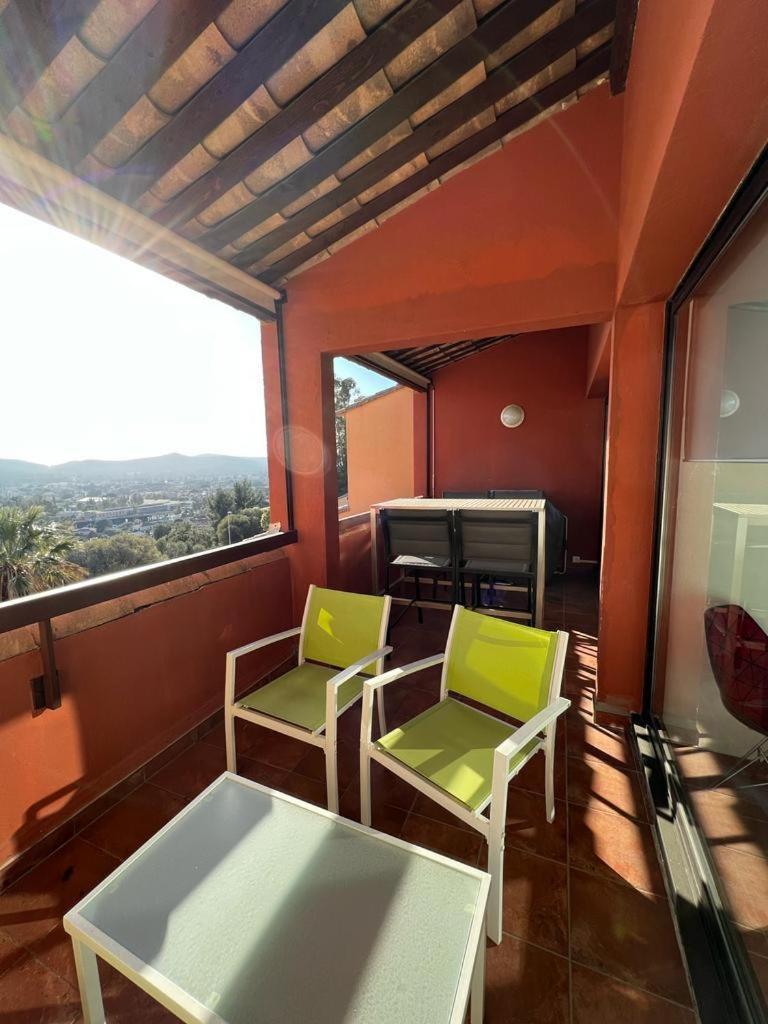 Appartement Vue Sur Mer, Piscine, Garage Prive Bormes-les-Mimosas Extérieur photo