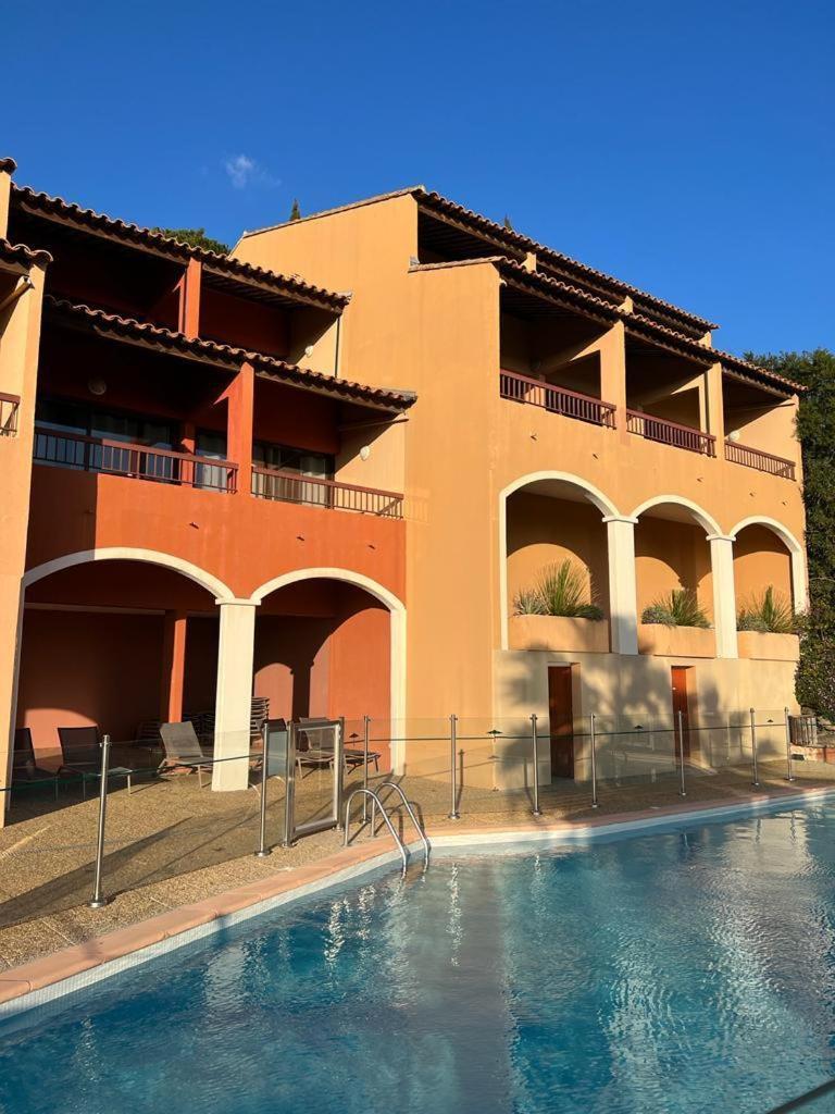 Appartement Vue Sur Mer, Piscine, Garage Prive Bormes-les-Mimosas Extérieur photo